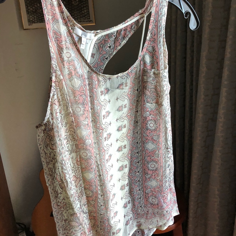 Boho print pink and beige sleeveless blouse